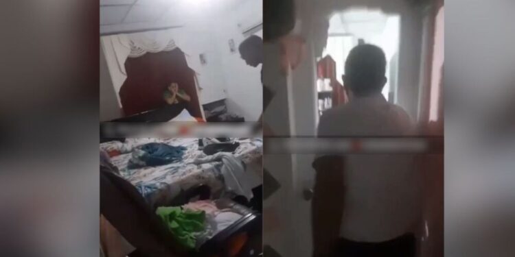 Video. Descubre a su esposa en pleno “cuchi cuchi” con el amante y llama a los vecinos para que vean