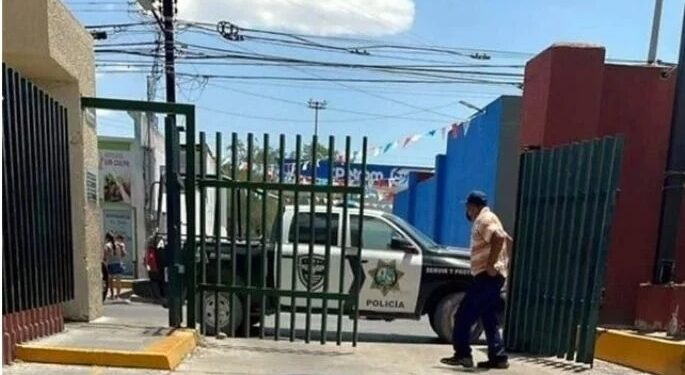 Sujeto ATACA a CUCHILLADAS a su esposa enfermera en el IMSS de Apodaca, NL