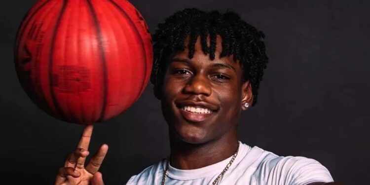 Muere en un entrenamiento, Caleb White, de 17 años, promesa del basquetbol