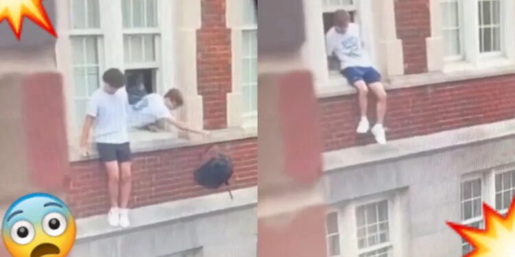 Video: ATERRORIZADOS estudiantes saltan de las ventanas por TIROTEO en su escuela en EU