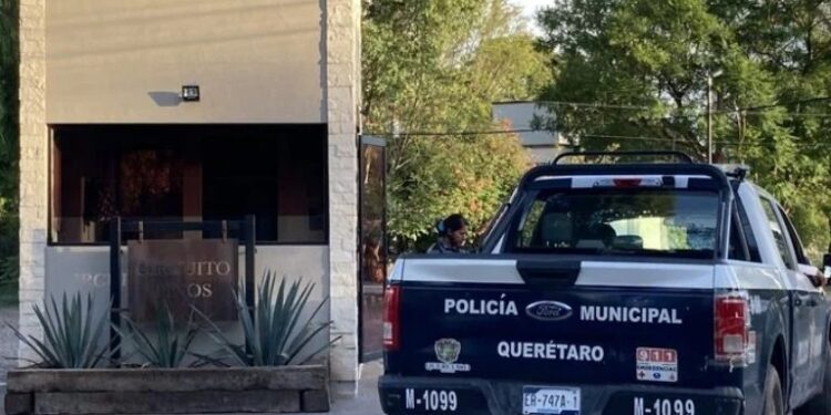 Papá siniestro: QUEMA a sus 3 NIÑOS y luego se dispara en Querétaro