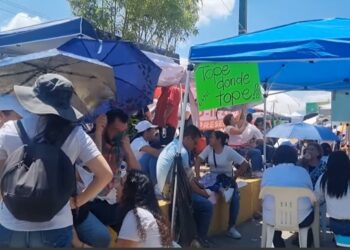 “¡Ni un paso atrás!”: maestros que llevan 6 días de protestas en Tamaulipas