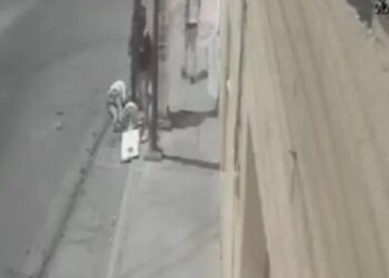Video. Golpean SALVAJEMENTE a joven y lo dejan con MUERTE cerebral en Acolman 