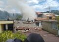 Video. Avioneta se DESPLOMA e impacta contra una CASA en Puebla, ¡hay 3 MUERTOS!