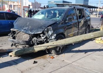 Encuentra su esposo AHORCADO, lo lleva al hospital en su «troca» y CHOCA en NLD