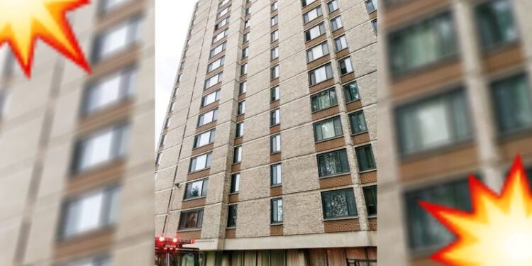 Bebé de 3 años MUERE al caer de noveno piso; sus PADRES estaban paseando al perro