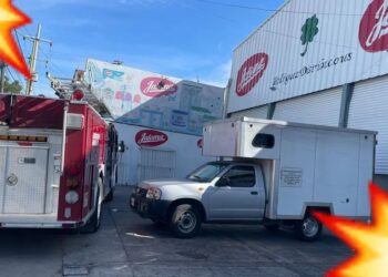 Horrible MUERTE: joven queda PRENSADA en elevador de una bodega