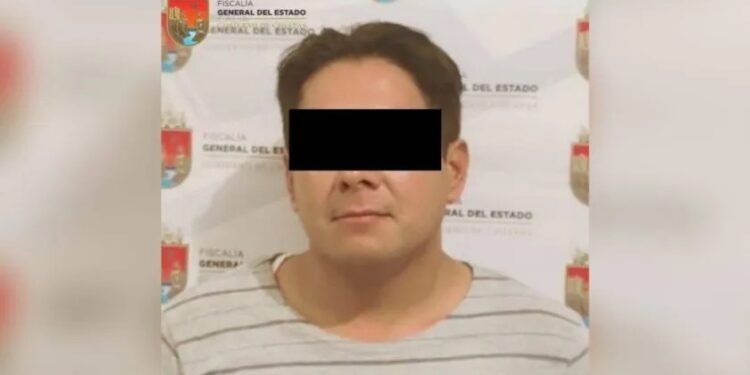 Desquiciado ASESINA a balazos a su esposa porque le pidió DIVORCIO
