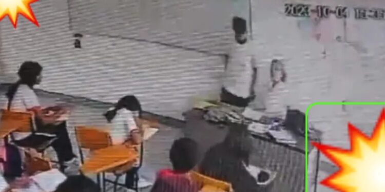 Video. “Por ser feo y pobre”: maestra humillaba a adolescente que la apuñaló
