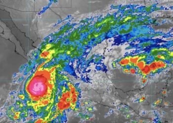 ¡‘Lidia’ ahora es huracán fase 3!, zonas turísticas de México en alerta