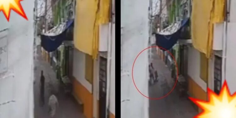 Video. ¡Espantoso momento en el que ASALTAN a mujer con BEBÉ en CDMX!