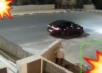 VIDEO. Trata de resguardarse para salvarse, pero ¡misil cae justo en su escondite!