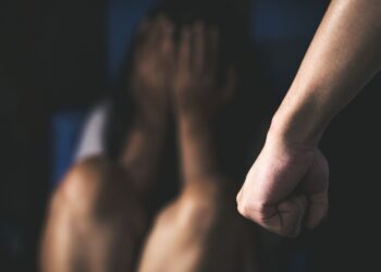 Drama MORTAL: trata de DEGOLLAR a su novia, luego le pide “perdón” CORTÁNDOSE en Matamoros