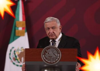 Pide AMLO a Walmart, Chedraui y Comercial Mexicana precio justo en despensas para Acapulco