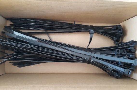 Cinchos de Plástico: La Solución Sencilla para un Cableado sin Enredos